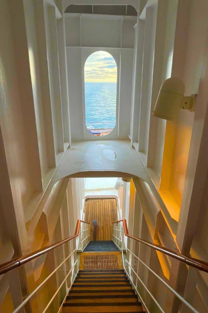 Cunard Queen Mary 2 transatlantic crossing tips