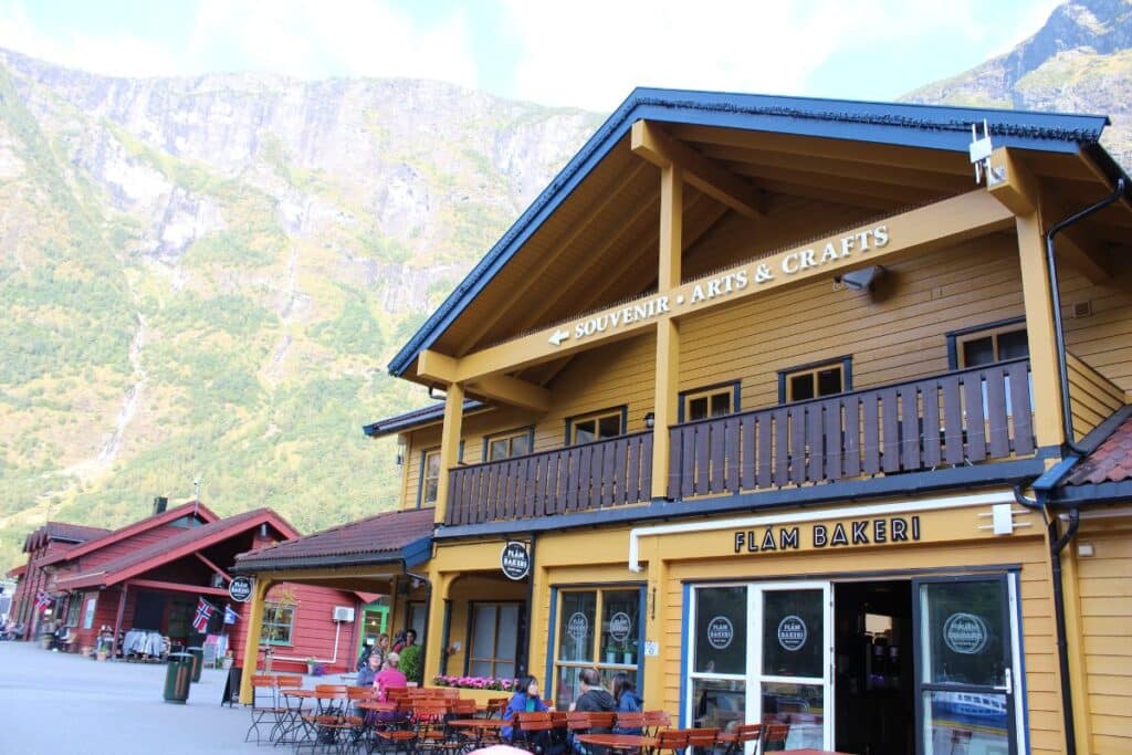 What to do in Flam form a cruise