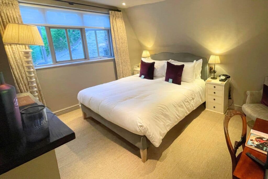 romantic pre cruise hotel in Southampton