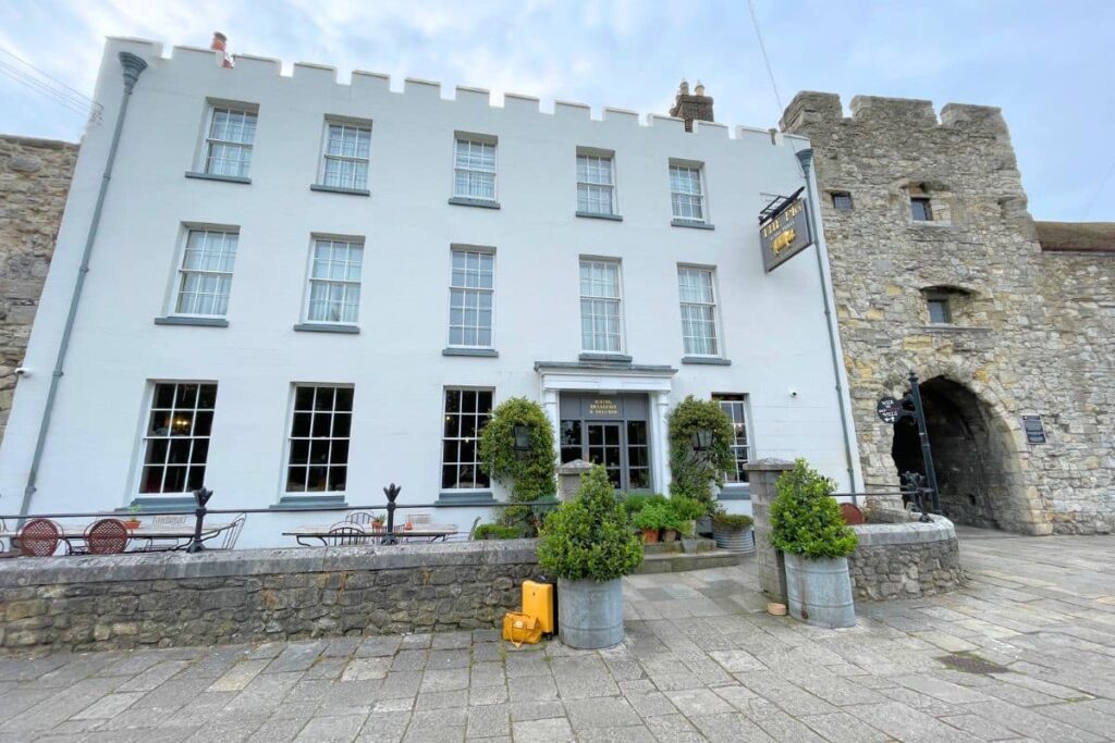 small luxury hotel near Southampton cruise port