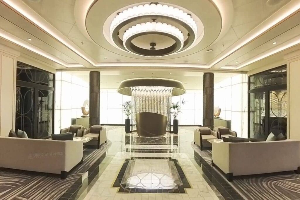 Regent Seven Seas Grandeur