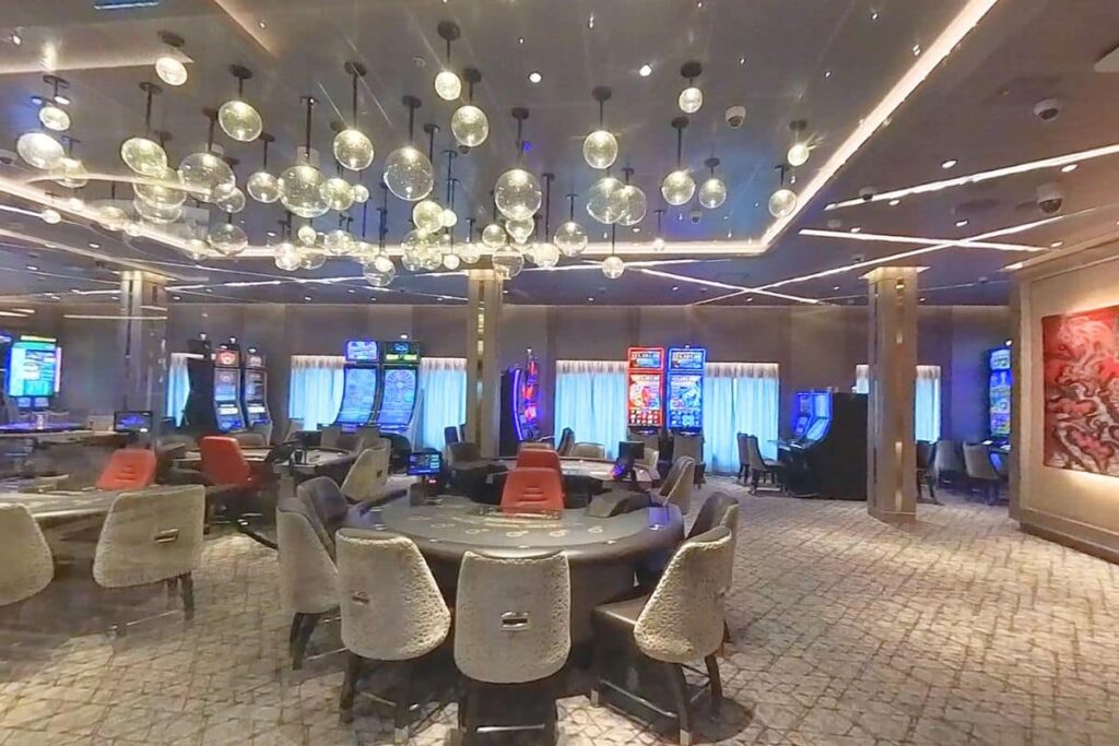 Regent Seven Seas Grandeur