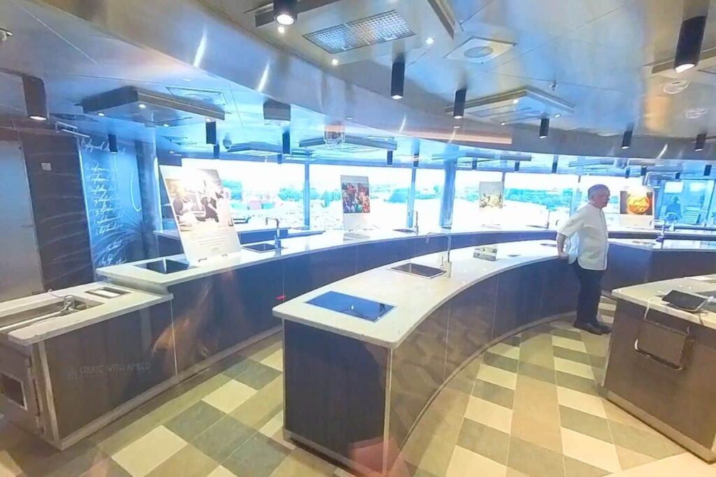 Regent Seven Seas Grandeur