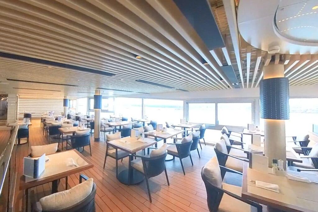Regent Seven Seas Grandeur